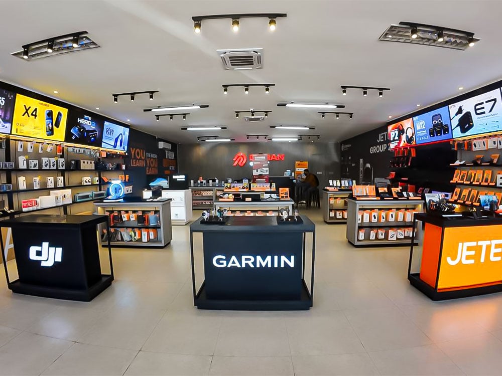 Doran Gadget Makassar